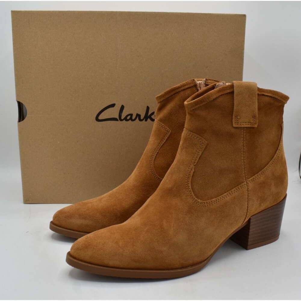 Clarks Womens Size 10 Elder Rae Tan Suede Comfort Western Booties Boots Shoes